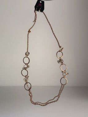 paparazzi Rose Gold Layered Circle Link Necklace and Earrings Set with Crystals